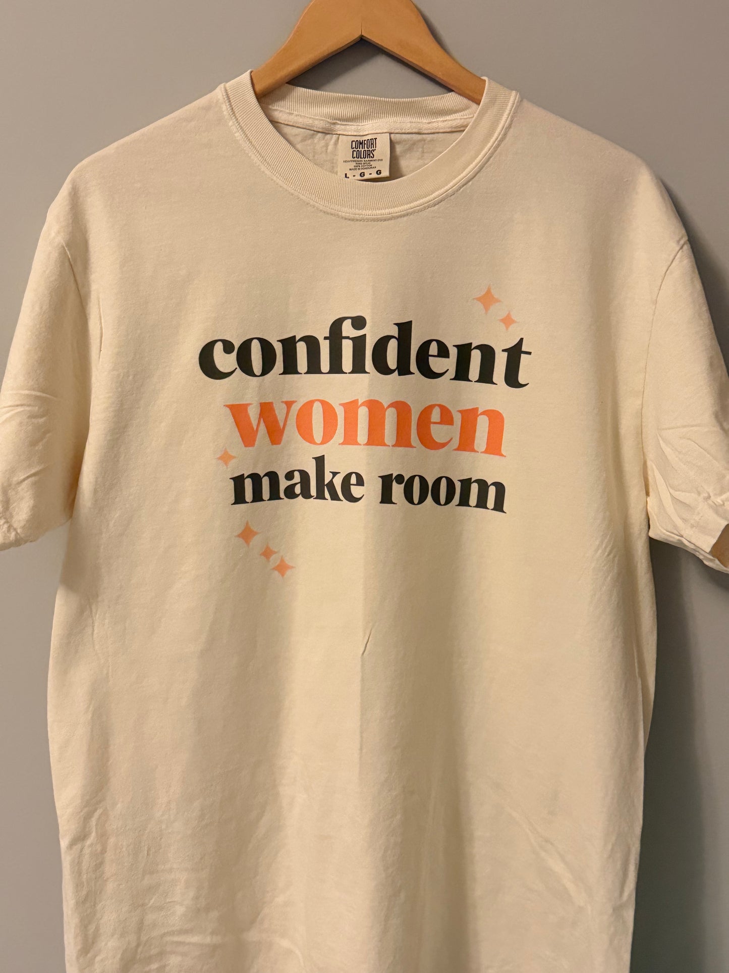Confident Women Make Room | Executive Mama Tee